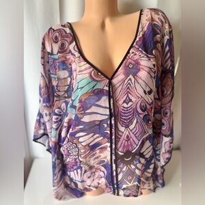 Bebe Butterfly Print Deep V Kaftan Blouse Top w Kimomo Sleeves Size Large